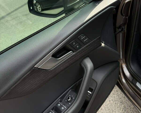 Ауди А4 2018 в Днепре (Днепропетровске) на Automoto.ua Коричневый Ауди А4, объемом двигателя 1.97 л и пробегом 51 тыс. км за 27400 $, фото 24 на Automoto.ua