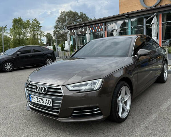 Ауди А4 2018 в Днепре (Днепропетровске) на Automoto.ua Коричневый Ауди А4, объемом двигателя 1.97 л и пробегом 51 тыс. км за 27400 $, фото 4 на Automoto.ua