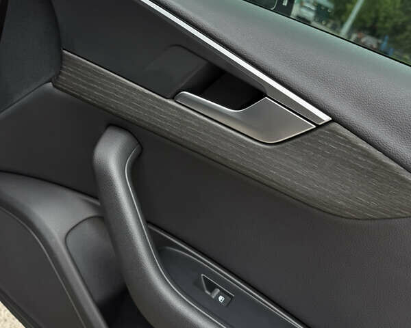 Ауди А4 2018 в Днепре (Днепропетровске) на Automoto.ua Коричневый Ауди А4, объемом двигателя 1.97 л и пробегом 51 тыс. км за 27400 $, фото 43 на Automoto.ua