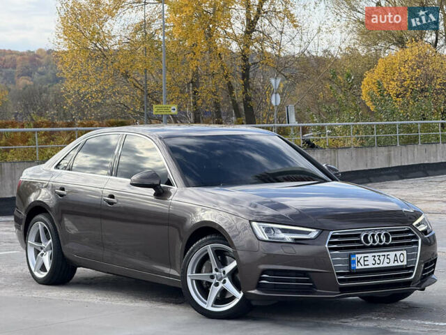 Коричневый Ауди А4, объемом двигателя 1.97 л и пробегом 53 тыс. км за 26500 $, фото 5 на Automoto.ua