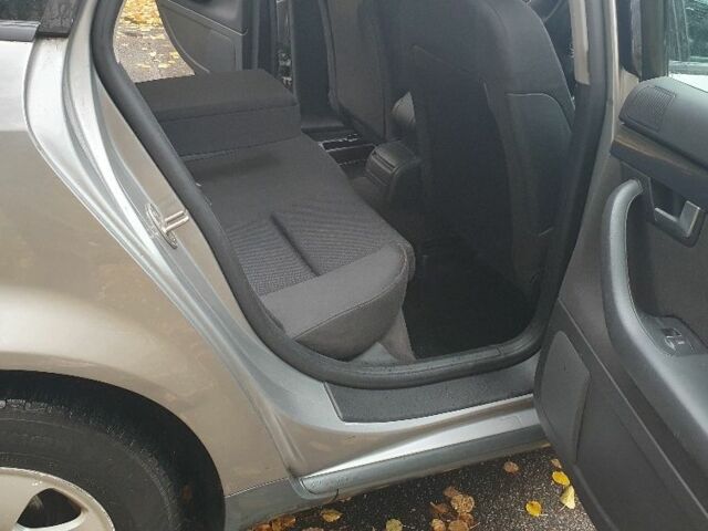 Ауді А4 2004 у Києві на Automoto.ua Коричневий Ауді А4, об'ємом двигуна 1.9 л та пробігом 333 тис. км за 2800 $, фото 7 на Automoto.ua