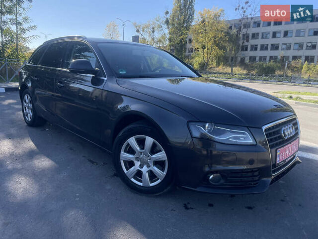Коричневий Ауді А4, об'ємом двигуна 1.8 л та пробігом 241 тис. км за 7899 $, фото 1 на Automoto.ua