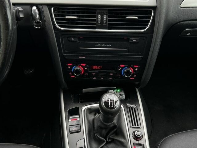 Коричневый Ауди А4, объемом двигателя 1.8 л и пробегом 262 тыс. км за 7500 $, фото 12 на Automoto.ua