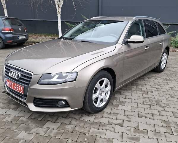 Коричневий Ауді А4, об'ємом двигуна 1.8 л та пробігом 139 тис. км за 10950 $, фото 1 на Automoto.ua