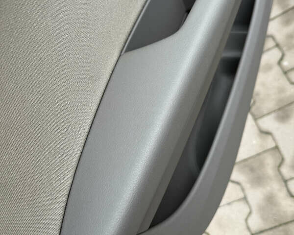 Коричневый Ауди А4, объемом двигателя 1.8 л и пробегом 139 тыс. км за 10750 $, фото 56 на Automoto.ua