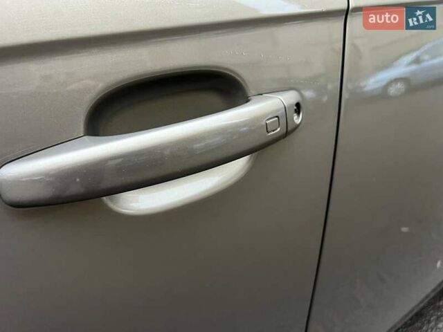 Коричневый Ауди А4, объемом двигателя 1.8 л и пробегом 138 тыс. км за 9400 $, фото 10 на Automoto.ua