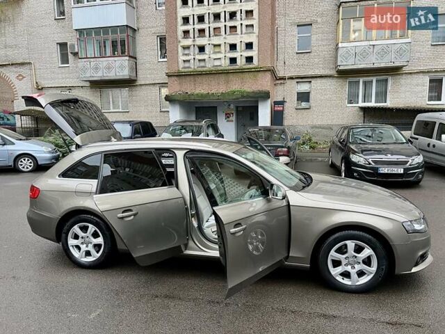 Коричневый Ауди А4, объемом двигателя 1.8 л и пробегом 138 тыс. км за 9400 $, фото 38 на Automoto.ua