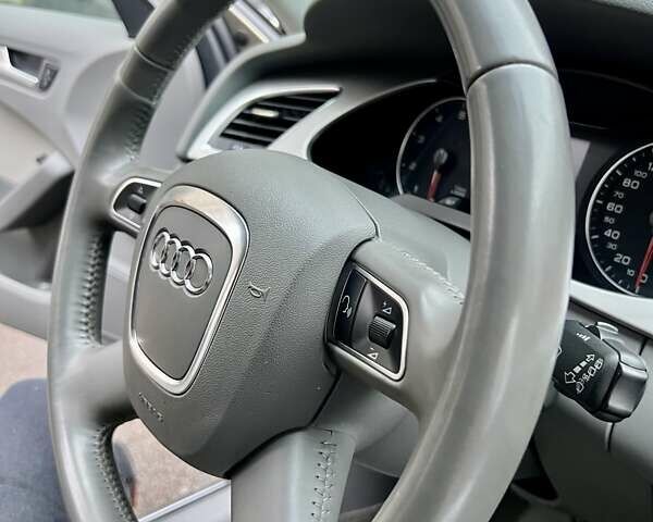 Коричневый Ауди А4, объемом двигателя 1.8 л и пробегом 138 тыс. км за 9400 $, фото 33 на Automoto.ua