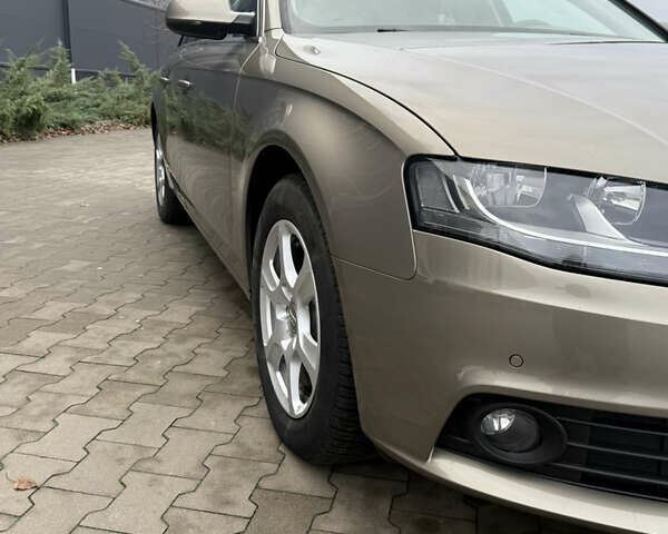 Коричневый Ауди А4, объемом двигателя 1.8 л и пробегом 139 тыс. км за 10750 $, фото 20 на Automoto.ua