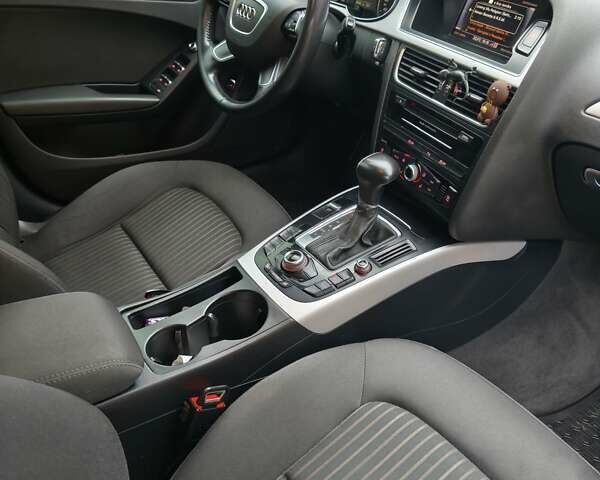 Коричневый Ауди А4, объемом двигателя 1.97 л и пробегом 370 тыс. км за 12700 $, фото 7 на Automoto.ua