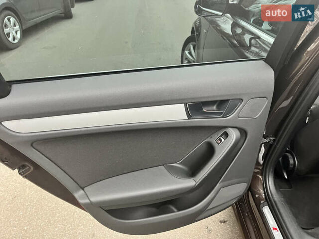 Коричневый Ауди А4, объемом двигателя 2 л и пробегом 196 тыс. км за 19500 $, фото 20 на Automoto.ua