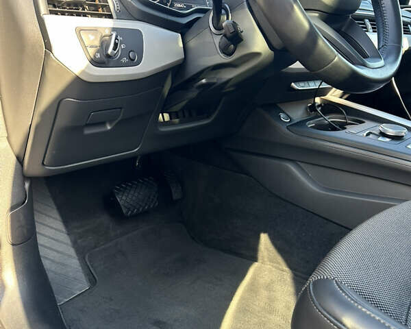 Коричневий Ауді А4, об'ємом двигуна 1.97 л та пробігом 258 тис. км за 19700 $, фото 14 на Automoto.ua