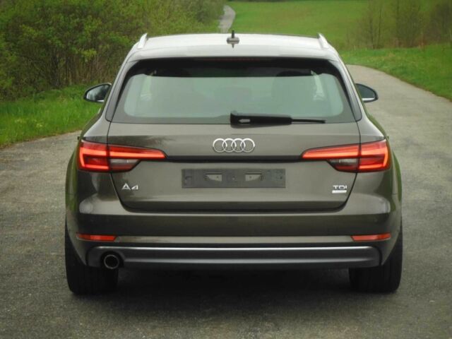 Ауді А4 2017 у Сумах на Automoto.ua Коричневий Ауді А4, об'ємом двигуна 2 л та пробігом 35 тис. км за 17000 $, фото 6 на Automoto.ua