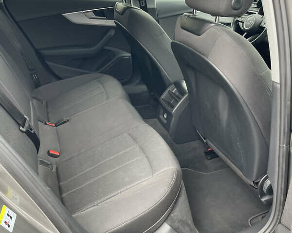 Коричневый Ауди А4, объемом двигателя 1.97 л и пробегом 175 тыс. км за 25650 $, фото 19 на Automoto.ua