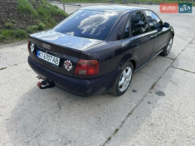 Красный Ауди А4, объемом двигателя 1.9 л и пробегом 500 тыс. км за 2400 $, фото 11 на Automoto.ua