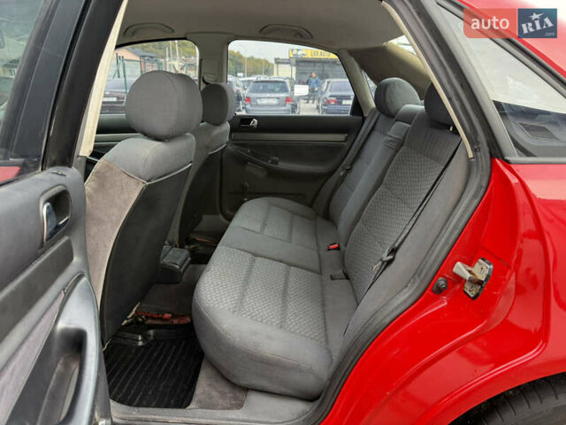 Ауди А4 1995 в Теребовле на Automoto.ua Красный Ауди А4, объемом двигателя 1.6 л и пробегом 310 тыс. км за 2350 $, фото 16 на Automoto.ua