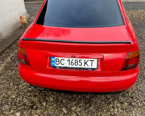 Червоний Ауді А4, об'ємом двигуна 1.6 л та пробігом 300 тис. км за 2999 $, фото 3 на Automoto.ua
