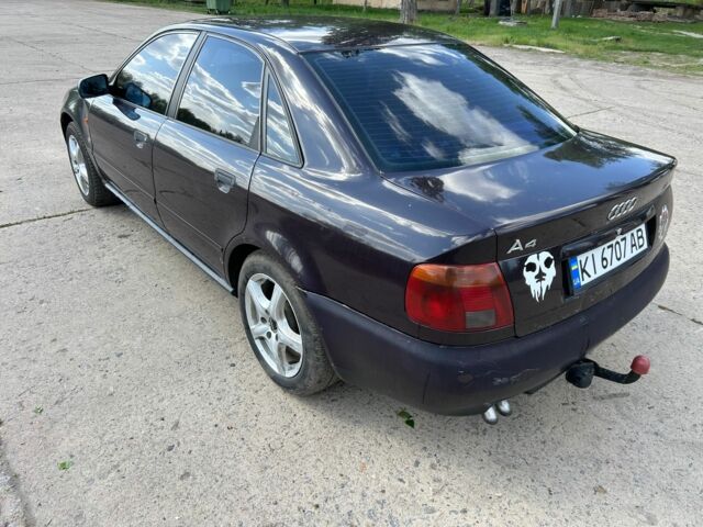 Красный Ауди А4, объемом двигателя 1.9 л и пробегом 500 тыс. км за 2300 $, фото 9 на Automoto.ua