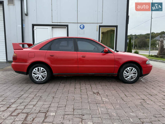 Ауди А4 1995 в Теребовле на Automoto.ua Красный Ауди А4, объемом двигателя 1.6 л и пробегом 310 тыс. км за 2350 $, фото 4 на Automoto.ua