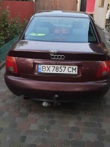 Красный Ауди А4, объемом двигателя 1.8 л и пробегом 255 тыс. км за 3500 $, фото 1 на Automoto.ua