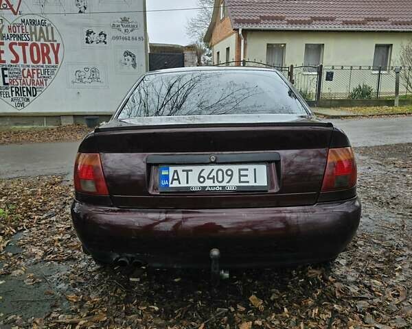 Красный Ауди А4, объемом двигателя 2.6 л и пробегом 517 тыс. км за 1850 $, фото 5 на Automoto.ua