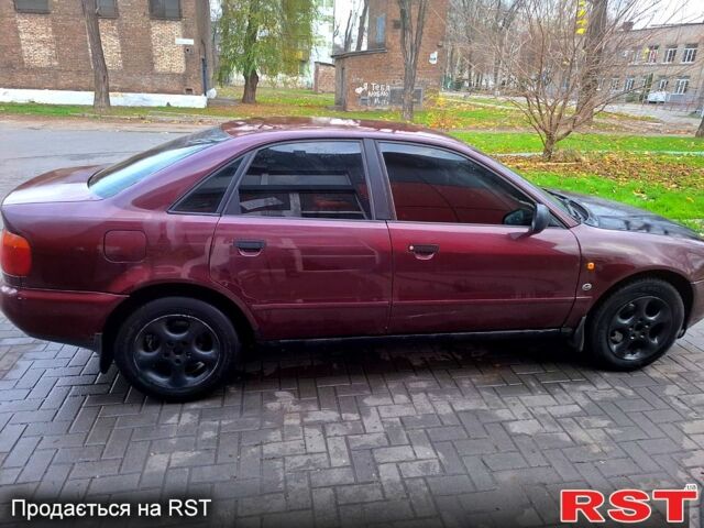 Червоний Ауді А4, об'ємом двигуна 1.8 л та пробігом 572 тис. км за 2499 $, фото 2 на Automoto.ua