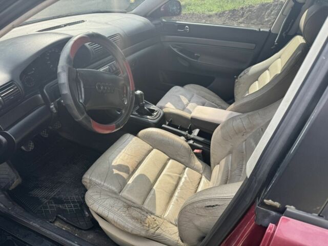 Красный Ауди А4, объемом двигателя 1.9 л и пробегом 420 тыс. км за 2500 $, фото 8 на Automoto.ua