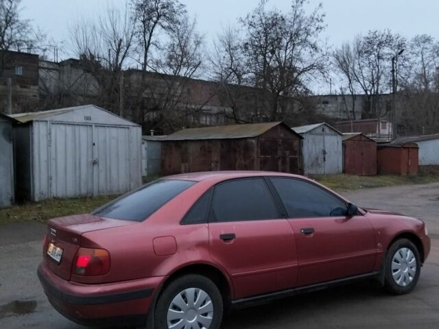 Красный Ауди А4, объемом двигателя 0 л и пробегом 250 тыс. км за 2500 $, фото 2 на Automoto.ua