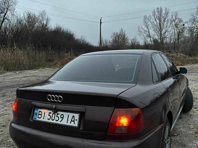 Червоний Ауді А4, об'ємом двигуна 1.8 л та пробігом 680 тис. км за 3300 $, фото 1 на Automoto.ua