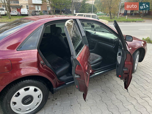 Красный Ауди А4, объемом двигателя 1.6 л и пробегом 226 тыс. км за 4300 $, фото 11 на Automoto.ua