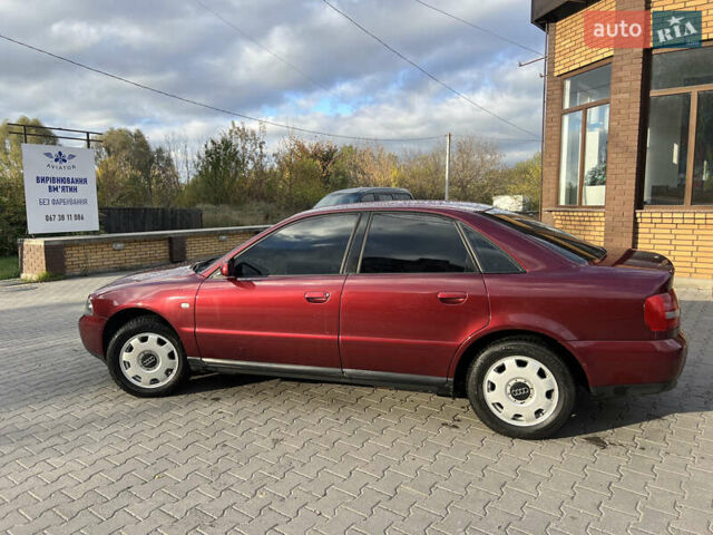 Красный Ауди А4, объемом двигателя 1.6 л и пробегом 226 тыс. км за 4300 $, фото 2 на Automoto.ua