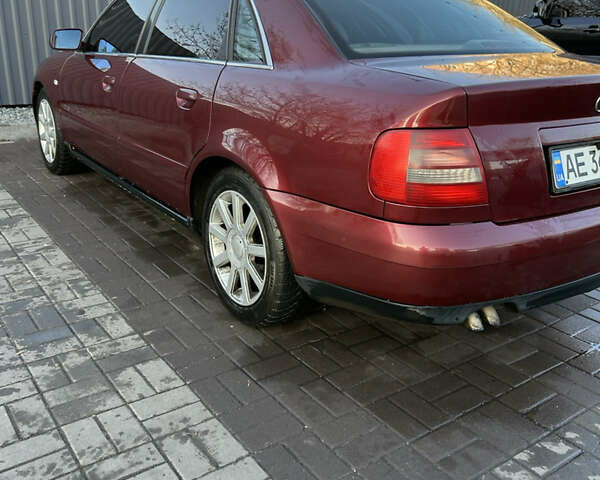 Красный Ауди А4, объемом двигателя 2.5 л и пробегом 150 тыс. км за 3300 $, фото 6 на Automoto.ua