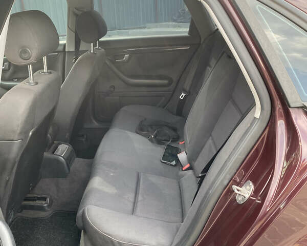 Красный Ауди А4, объемом двигателя 1.6 л и пробегом 240 тыс. км за 4800 $, фото 22 на Automoto.ua