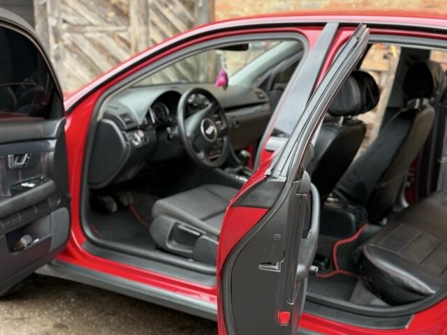 Червоний Ауді А4, об'ємом двигуна 1.6 л та пробігом 3 тис. км за 4700 $, фото 16 на Automoto.ua