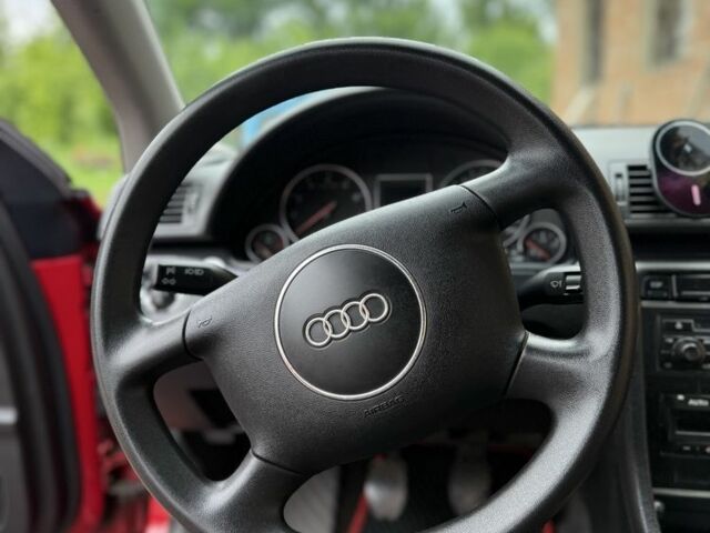 Червоний Ауді А4, об'ємом двигуна 1.6 л та пробігом 3 тис. км за 4700 $, фото 7 на Automoto.ua