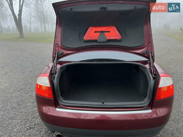 Красный Ауди А4, объемом двигателя 1.6 л и пробегом 299 тыс. км за 4599 $, фото 15 на Automoto.ua