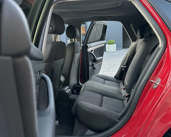 Красный Ауди А4, объемом двигателя 1.78 л и пробегом 290 тыс. км за 4300 $, фото 10 на Automoto.ua