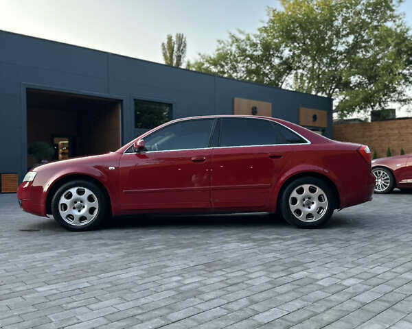 Красный Ауди А4, объемом двигателя 1.78 л и пробегом 290 тыс. км за 4300 $, фото 5 на Automoto.ua