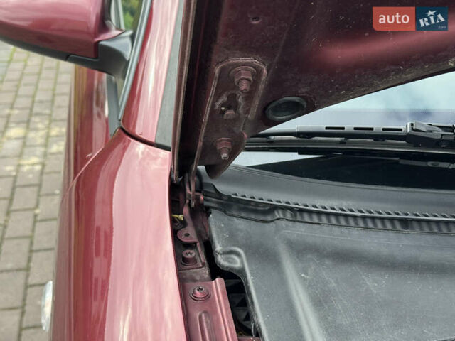 Красный Ауди А4, объемом двигателя 1.6 л и пробегом 153 тыс. км за 5400 $, фото 36 на Automoto.ua