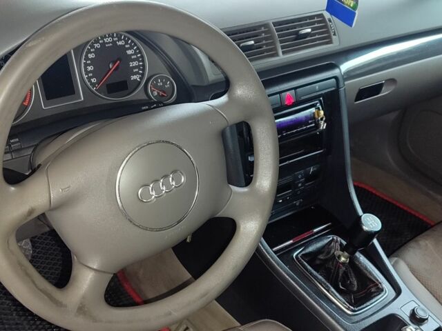 Красный Ауди А4, объемом двигателя 2 л и пробегом 265 тыс. км за 5200 $, фото 23 на Automoto.ua