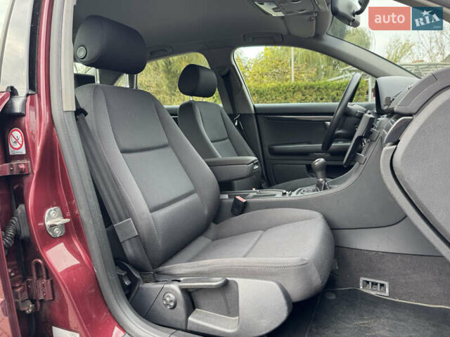 Красный Ауди А4, объемом двигателя 1.6 л и пробегом 153 тыс. км за 5400 $, фото 30 на Automoto.ua