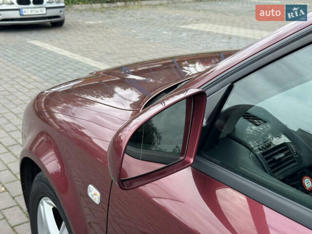 Красный Ауди А4, объемом двигателя 1.6 л и пробегом 153 тыс. км за 5400 $, фото 13 на Automoto.ua