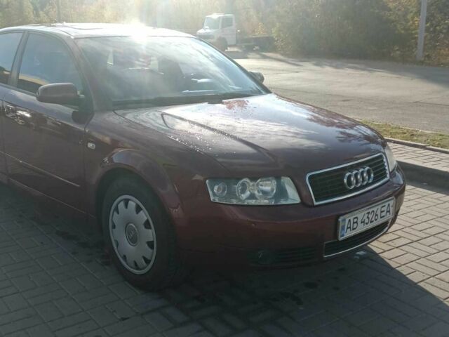 Красный Ауди А4, объемом двигателя 1.8 л и пробегом 268 тыс. км за 5700 $, фото 13 на Automoto.ua