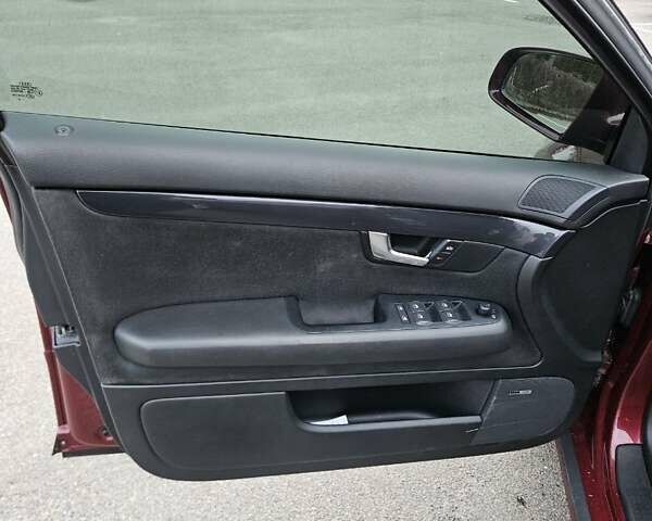 Красный Ауди А4, объемом двигателя 1.9 л и пробегом 255 тыс. км за 6500 $, фото 10 на Automoto.ua