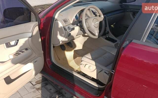 Красный Ауди А4, объемом двигателя 1.78 л и пробегом 268 тыс. км за 5700 $, фото 7 на Automoto.ua