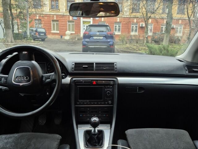 Красный Ауди А4, объемом двигателя 2 л и пробегом 328 тыс. км за 3000 $, фото 6 на Automoto.ua
