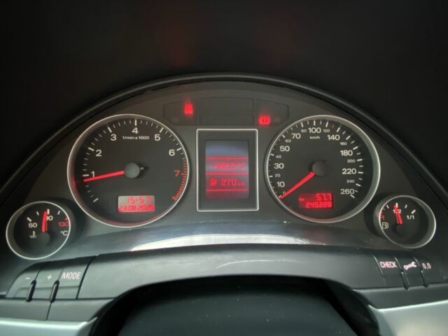 Червоний Ауді А4, об'ємом двигуна 1.6 л та пробігом 245 тис. км за 6000 $, фото 11 на Automoto.ua