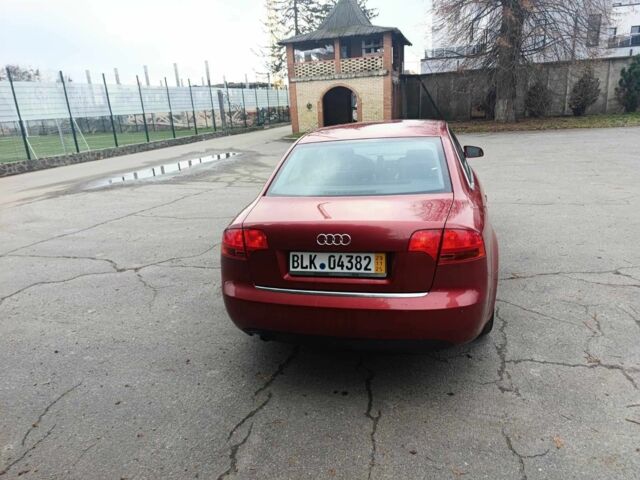 Червоний Ауді А4, об'ємом двигуна 2 л та пробігом 229 тис. км за 6500 $, фото 1 на Automoto.ua