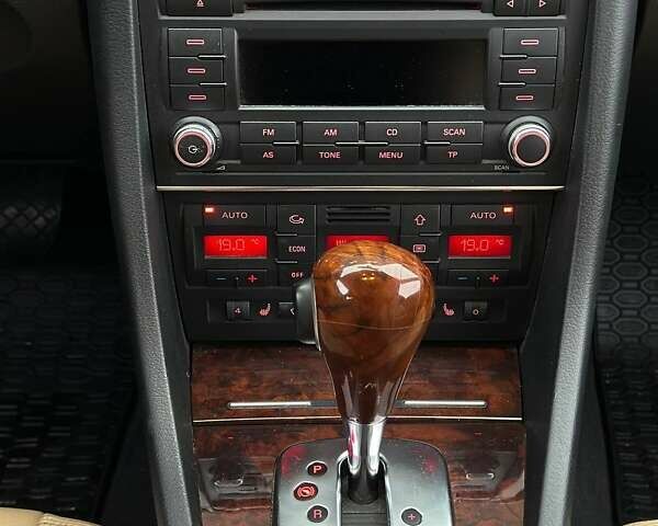 Красный Ауди А4, объемом двигателя 1.98 л и пробегом 229 тыс. км за 7300 $, фото 18 на Automoto.ua