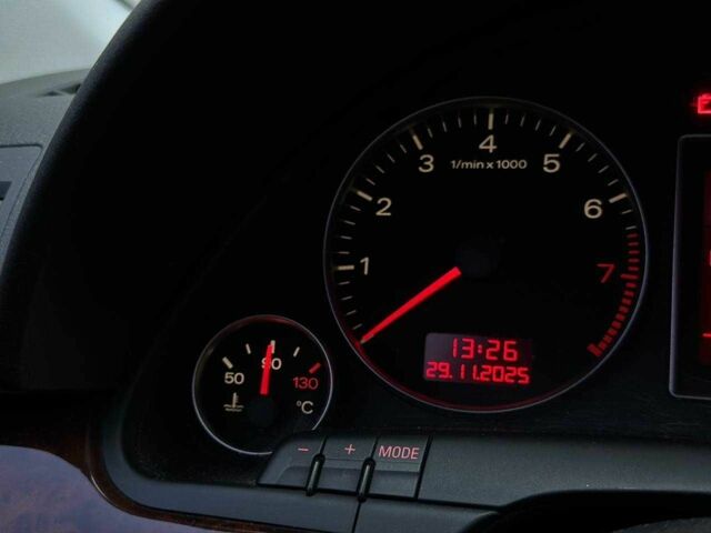 Червоний Ауді А4, об'ємом двигуна 2 л та пробігом 229 тис. км за 7300 $, фото 22 на Automoto.ua